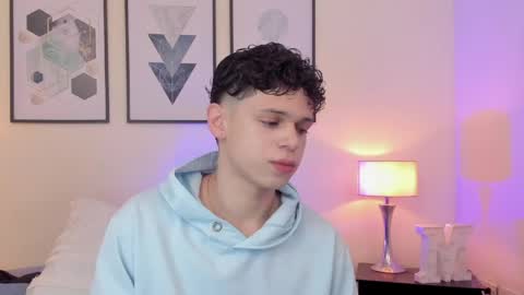 Mykel   online show from 04-12-26, 08:47