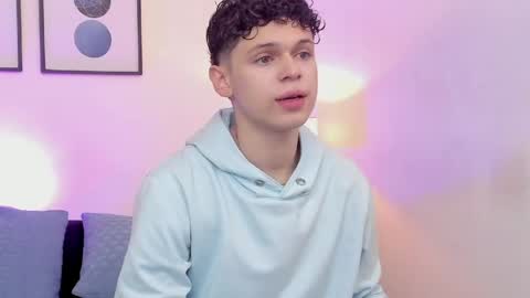 Mykel   online show from 04-15-26, 01:18