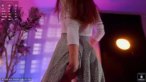 Snapshot of myliss chatting on 02-24-25, 08:47 Liss Next stream December1 online show from 02-24-25, 08:47