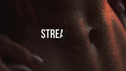 Snapshot of myliss chatting on 10-22-25, 03:56 Liss Next stream December1 online show from 10-22-25, 03:56