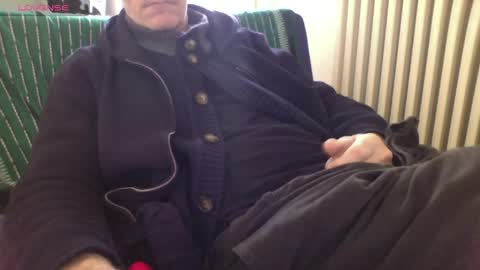 Bi sexy guy lovense hush is on private is open or password show tip if you like. online show from 03-29-26, 10:04