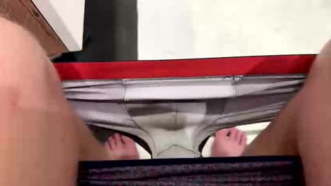 Snapshot of mypleasure001 chatting on 09-28-25, 07:52 Ricky online show from 09-28-25, 07:52