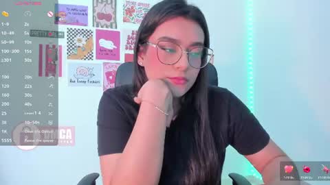 Snapshot of mypretty_isabella chatting on 06-23-26, 01:36 Bella online show from 06-23-26, 01:36