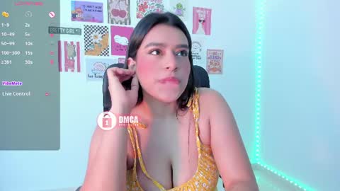 Snapshot of mypretty_isabella chatting on 06-27-26, 04:34 Bella online show from 06-27-26, 04:34