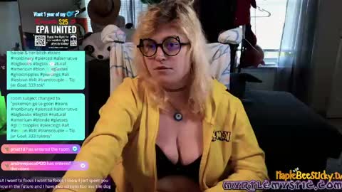 Myrtle Faust online show from 05-10-26, 11:37