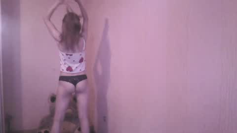 mysterious_blondy online show from 07-28-26, 12:48