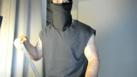 Snapshot of mysterious_muscles chatting on 03-13-26, 02:18 mysterious_muscles online show from 03-13-26, 02:18