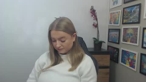 Erica online show from 10-09-25, 08:01