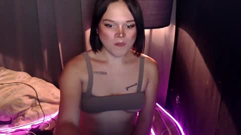 Snapshot of mysteryman_xxx chatting on 02-27-25, 09:54 UR GIRL NEXTDOOR online show from 02-27-25, 09:54