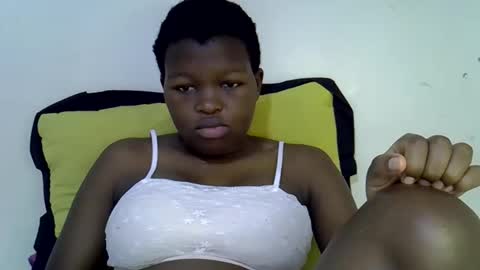 mystic_desire3 online show from 05-02-26, 07:24