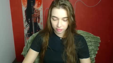 Snapshot of mysticamelia chatting on 05-22-26, 06:20 Amelia online show from 05-22-26, 06:20