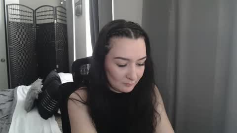 Snapshot of mysticmuse94 chatting on 02-18-25, 05:21 MysticMuse online show from 02-18-25, 05:21