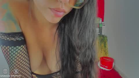 Snapshot of mysweetdanny chatting on 02-07-26, 04:05 IG belladanielab online show from 02-07-26, 04:05