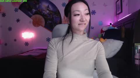 Snapshot of mysweetsofie1 chatting on 12-30-24, 12:11 MySweetSofie online show from 12-30-24, 12:11