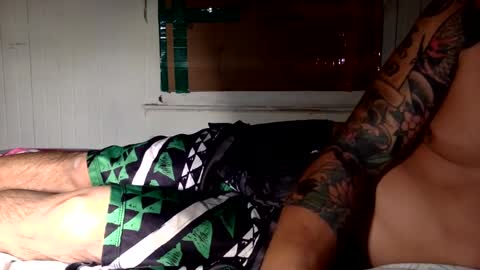 Snapshot of mywi11yisbiggy chatting on 02-13-25, 11:39 str8 dom alphaAsian Daddy type. sorry not bi or curious but i dont judgediscrimenate. online show from 02-13-25, 11:39