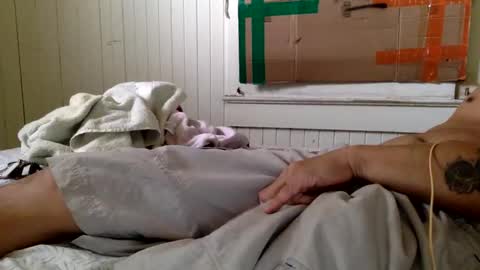 Snapshot of mywi11yisbiggy chatting on 02-23-25, 02:18 str8 dom alphaAsian Daddy type. sorry not bi or curious but i dont judgediscrimenate. online show from 02-23-25, 02:18