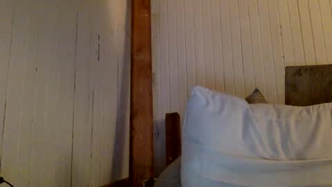 Snapshot of mywi11yisbiggy chatting on 12-21-25, 04:30 str8 dom alphaAsian Daddy type. sorry not bi or curious but i dont judgediscrimenate. online show from 12-21-25, 04:30