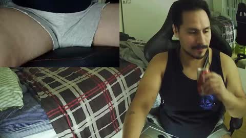 Snapshot of n0ttheface chatting on 11-04-25, 11:59 N0ttheFace online show from 11-04-25, 11:59