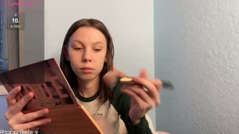 Snapshot of na_prikole_ chatting on 01-17-26, 05:23 Vanessa and Julia online show from 01-17-26, 05:23