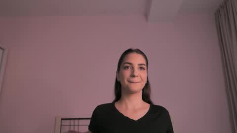 Snapshot of naalani chatting on 10-04-25, 06:11 Naalani online show from 10-04-25, 06:11