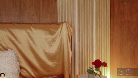 naamah_b online show from 06-28-26, 02:01