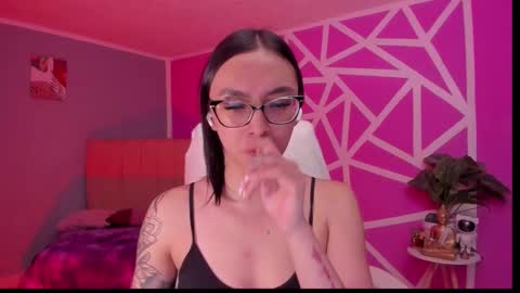 Snapshot of naath_ chatting on 02-10-26, 10:14 anny online show from 02-10-26, 10:14