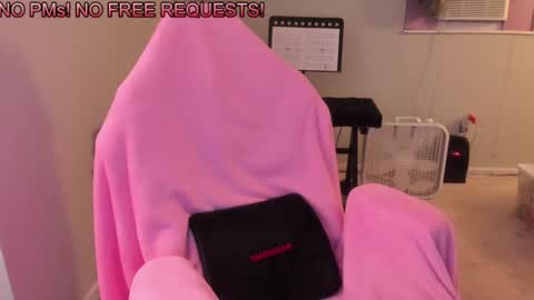 Snapshot of nacmar chatting on 02-06-25, 07:51 Natalie Marlo online show from 02-06-25, 07:51