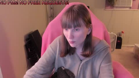 Snapshot of nacmar chatting on 02-08-25, 03:30 Natalie Marlo online show from 02-08-25, 03:30