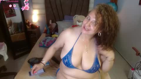 Snapshot of nadia_84 chatting on 05-16-26, 01:43 nadia_84 online show from 05-16-26, 01:43