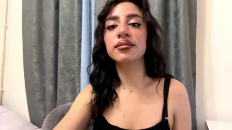 Leya online show from 07-04-26, 04:13