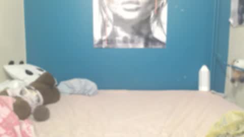 nadinnnea online show from 09-23-25, 05:27