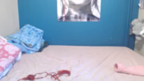 nadinnnea online show from 11-07-25, 09:42