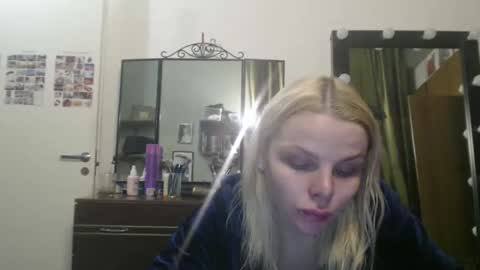Snapshot of nadyagt chatting on 03-25-26, 06:14 nadyagt online show from 03-25-26, 06:14