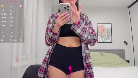 Nadya online show from 02-13-25, 11:50