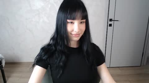 Snapshot of naemiblush chatting on 06-27-26, 02:12 Naemi online show from 06-27-26, 02:12