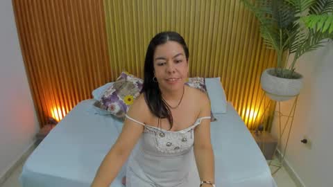 N A H I A online show from 03-05-25, 06:01