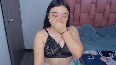 nahia cute     only   online show from 03-01-26, 04:31