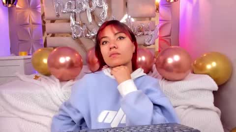 Snapshot of nahia_low chatting on 12-23-24, 08:44  Valeria  online show from 12-23-24, 08:44