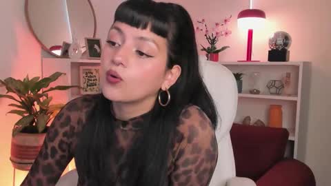 Snapshot of nahiapaws chatting on 01-12-26, 06:13 Nahia INDEPENDENT MODEL P online show from 01-12-26, 06:13