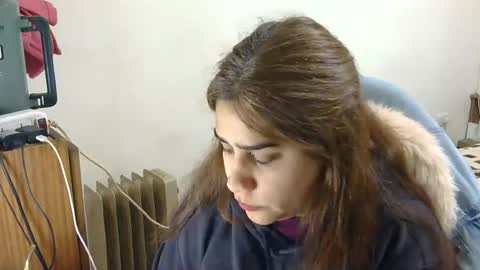nahiarabiel online show from 06-26-26, 07:40