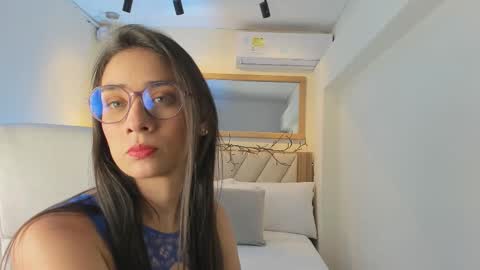 Nahimi online show from 03-19-26, 07:29