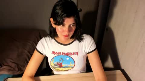 Snapshot of nahomi2021 chatting on 05-18-26, 01:02 independent model online show from 05-18-26, 01:02
