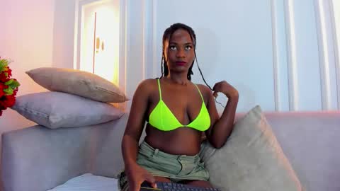 Nahomi online show from 02-17-26, 12:45