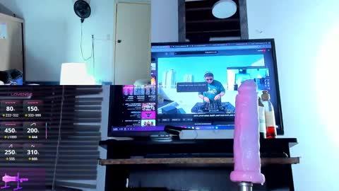 Snapshot of nahomidi_bello chatting on 03-04-25, 06:07 online show from 03-04-25, 06:07