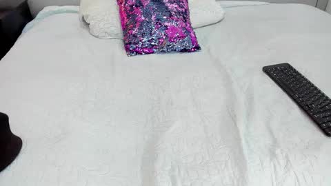 Snapshot of nahomii_hill chatting on 11-12-25, 11:58 Nahomi online show from 11-12-25, 11:58