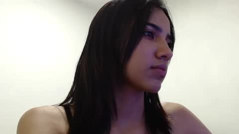 Snapshot of naiakit18 chatting on 01-11-25, 01:37 naiakit18 online show from 01-11-25, 01:37