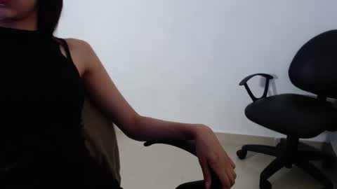 Snapshot of naiakit18 chatting on 01-11-25, 03:42 naiakit18 online show from 01-11-25, 03:42