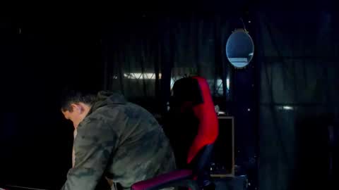 naider_1 online show from 03-05-26, 05:47