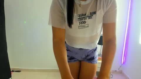 nairobbits online show from 04-13-26, 02:33