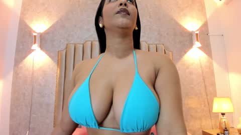 Snapshot of naisharousell chatting on 12-15-24, 06:59 Naisha Rousell online show from 12-15-24, 06:59
